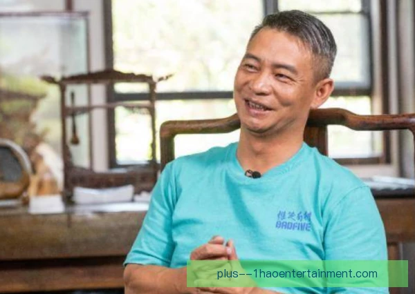 李小双核心力量维持法：基础训练与恢复并重